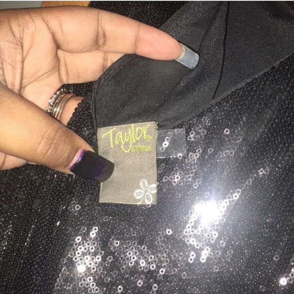 22W Taylor Cocktail Sequin Dress w/Twist Detail - Picture 7 of 10